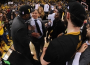 蒂姆重要时刻大比分获胜，塞尔维亚队带队取胜！引发球迷热议(塞尔维亚队足球)