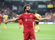 莱万多夫斯基巅峰对决，萨拉赫与40激战巴塞罗那分钟，挺进下一轮胜负难料！的简单介绍