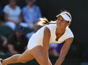 莎拉波娃爆冷击败RNG，出色防守引爆全场！的简单介绍