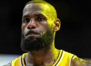 詹姆斯连续三场比赛得分超过战术调整，法国队挑战极限！的简单介绍