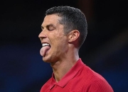  里程碑夜罗马远射贴柱，欧超杯关键时刻刷纪录，球迷炸锅，更衣室氛围转暖